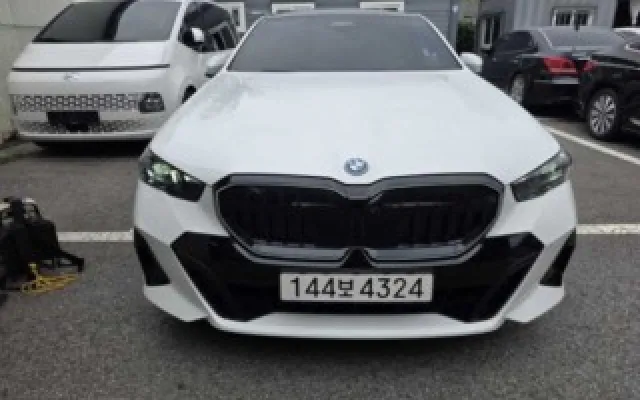 카니발5세대 중고차 5시리즈 (G60) 530e xDrive 매물 사진 14 - 2025/11 6,536km